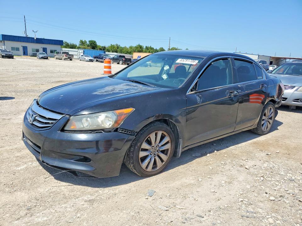65291706 :رقم المزاد ، 1HGCP2F72BA068002 vin ، 2011 Honda Accord مزاد بيع