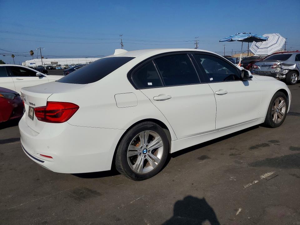 2016 Bmw 328 მანქანა იყიდება აუქციონზე, vin: WBA8E5C53GK388698, აუქციონის ნომერი: 63916496