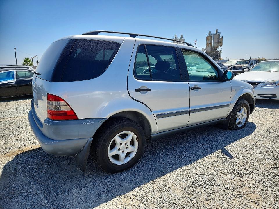 Продажа на аукционе авто 1999 Mercedes-benz Ml, vin: 4JGAB54E5XA055738, номер лота: 67011646