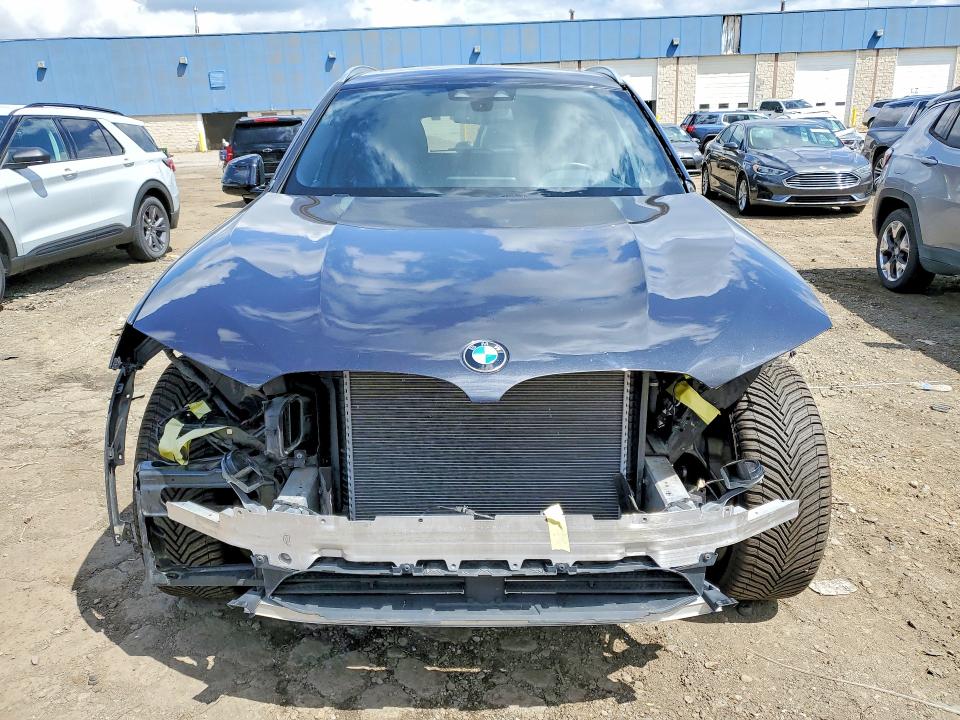 65671806 :رقم المزاد ، 5UXTR9C52KLP86852 vin ، 2019 Bmw X3 مزاد بيع