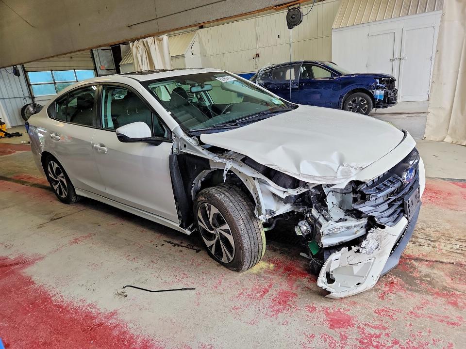 62856416 :رقم المزاد ، 4S3BWAF61P3009095 vin ، 2023 Subaru Legacy مزاد بيع
