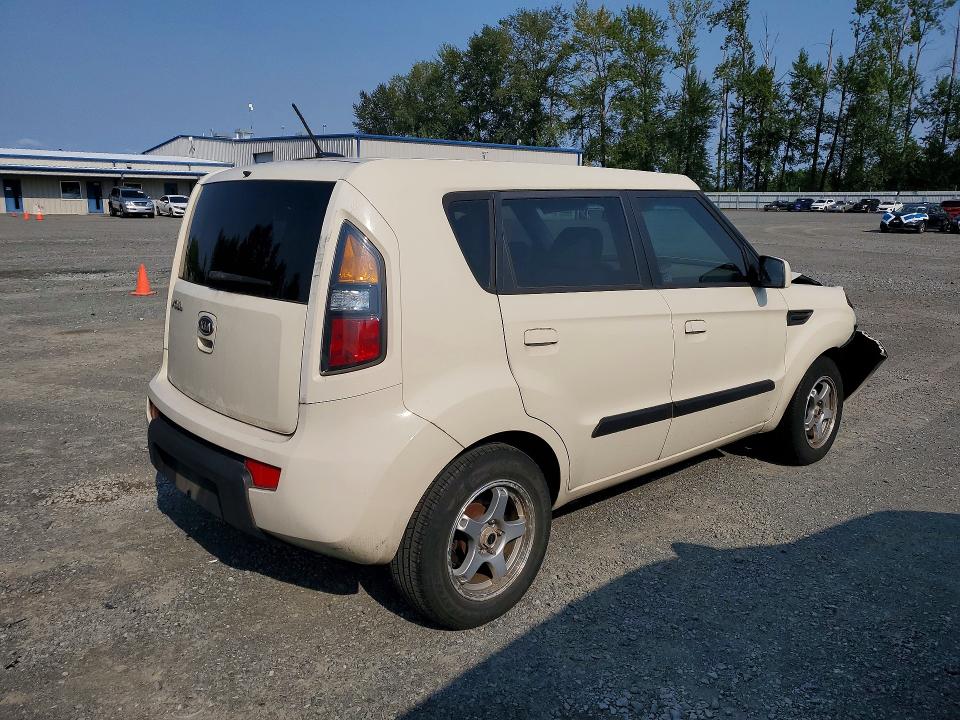 63720356 :رقم المزاد ، KNDJT2A21A7030897 vin ، 2010 Kia Soul مزاد بيع