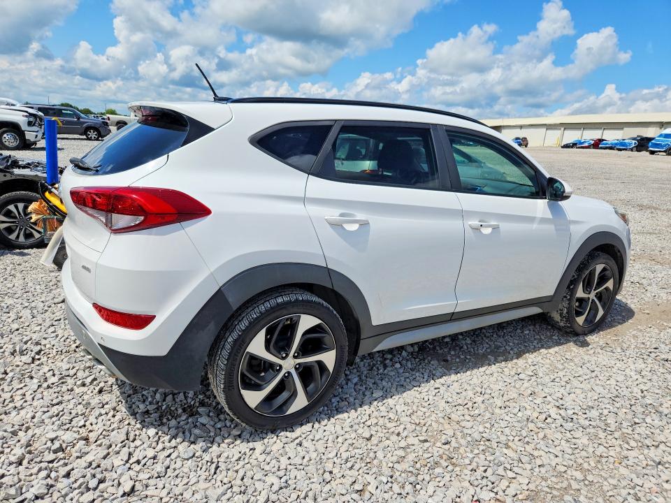 63948766 :رقم المزاد ، KM8J3CA20HU573638 vin ، 2017 Hyundai Tucson مزاد بيع