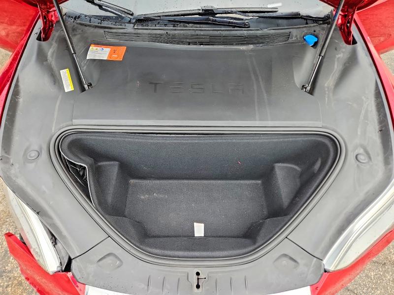64022836 :رقم المزاد ، 5YJSA1E25GF160733 vin ، 2016 Tesla Model S مزاد بيع