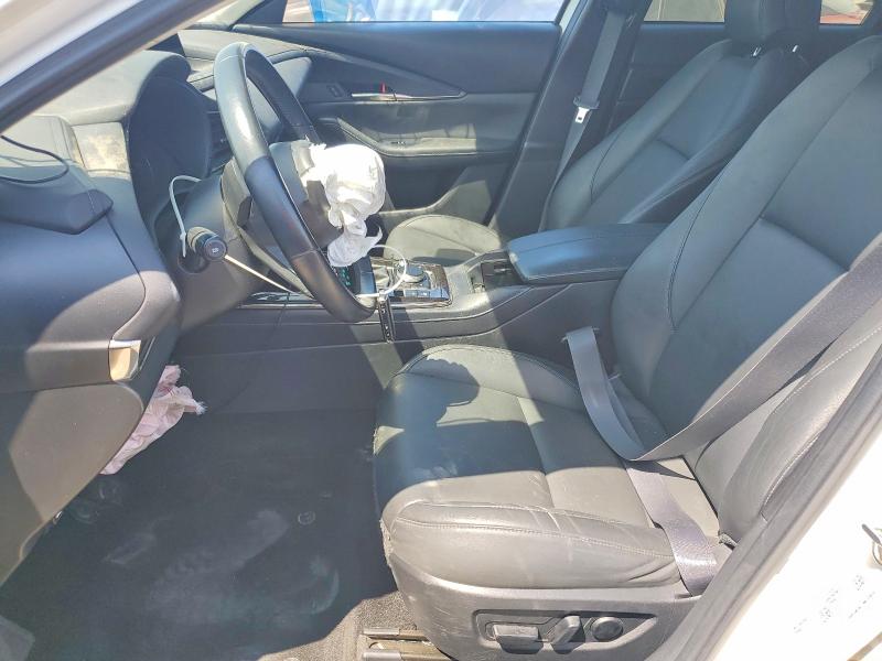 61880126 :رقم المزاد ، 3MVDMBCL4NM435887 vin ، 2022 Mazda Cx-30 مزاد بيع
