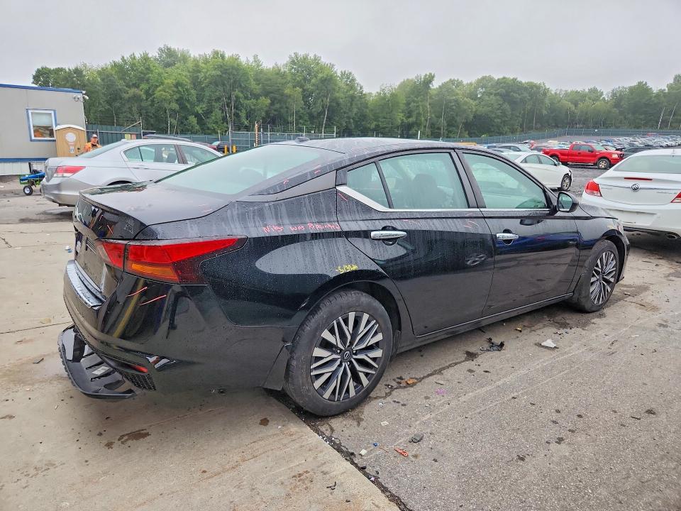 66379246 :رقم المزاد ، 1N4BL4DV5PN317076 vin ، 2023 Nissan Altima مزاد بيع