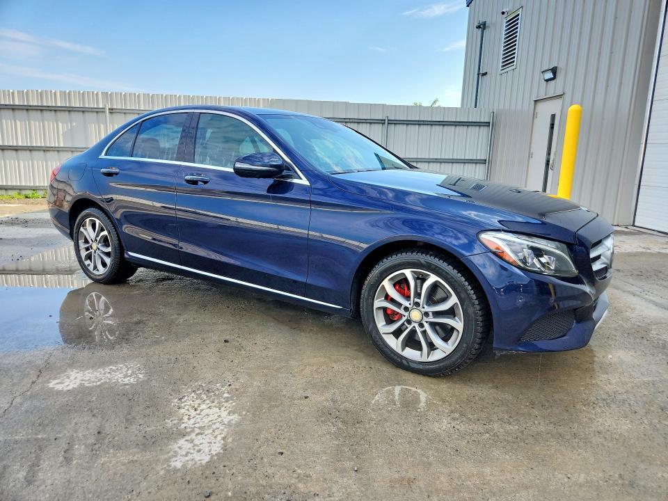64184356 :رقم المزاد ، 55SWF4KB4JU267822 vin ، 2018 Mercedes-benz C مزاد بيع