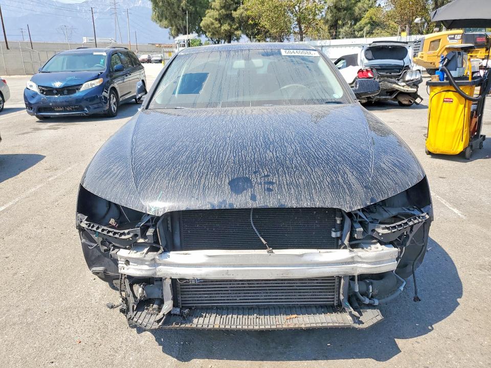 60440086 :رقم المزاد ، WAUBFAFL8DN004074 vin ، 2013 Audi A4 مزاد بيع
