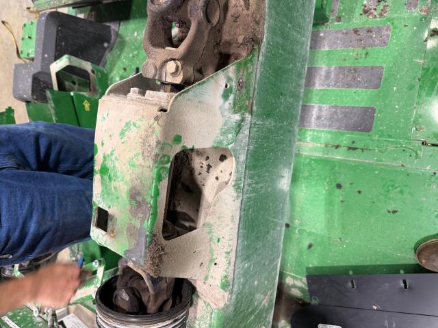 67114186 :رقم المزاد ، 1E0C400THPP492121 vin ، 2023 John Deer Industrial Equipment مزاد بيع