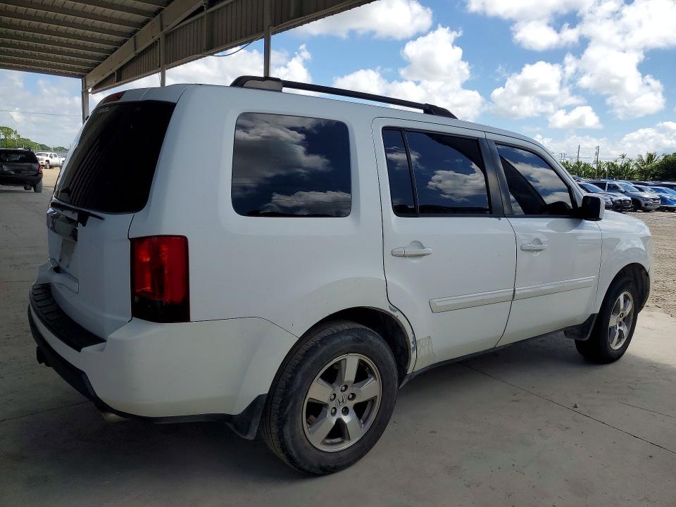 64803536 :رقم المزاد ، 5FNYF3H5XBB014981 vin ، 2011 Honda Pilot مزاد بيع