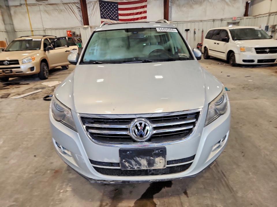 Aukcja sprzedaży 2010 Volkswagen Tiguan, vin: WVGBV7AX3AW511548, numer aukcji: 64494966