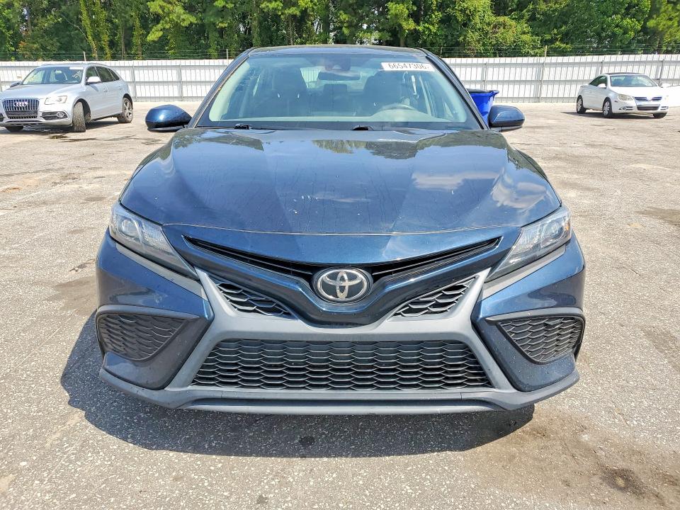2021 Toyota Camry მანქანა იყიდება აუქციონზე, vin: 4T1G11AKXMU402538, აუქციონის ნომერი: 66547306