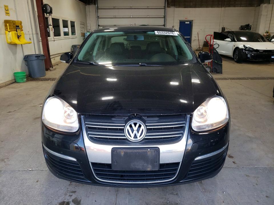Продажа на аукционе авто 2010 Volkswagen Jetta, vin: 3VWAX7AJ5AM117214, номер лота: 65332076