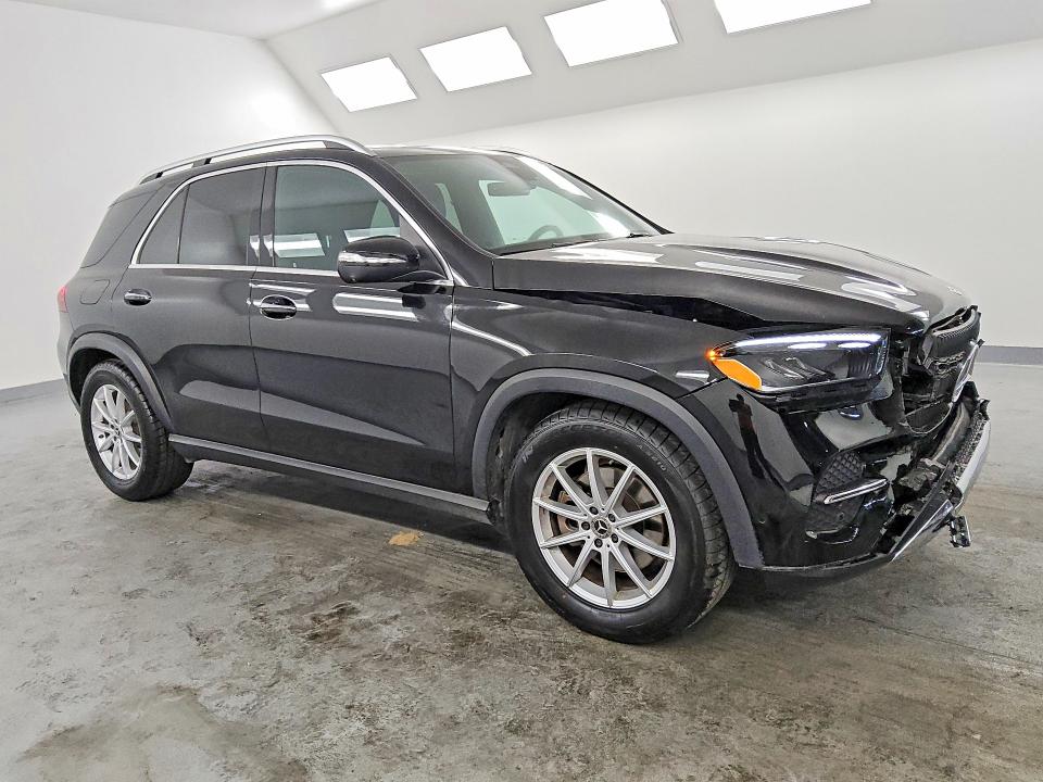 Продажа на аукционе авто 2025 Mercedes-benz Gle, vin: 4JGFB4FB7SB480240, номер лота: 63664756