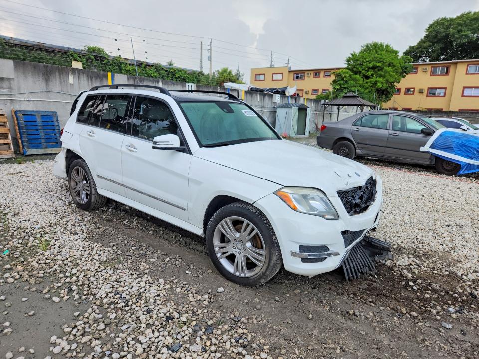 63936396 :رقم المزاد ، WDCGG5HB8FG439339 vin ، 2015 Mercedes-benz Glk مزاد بيع