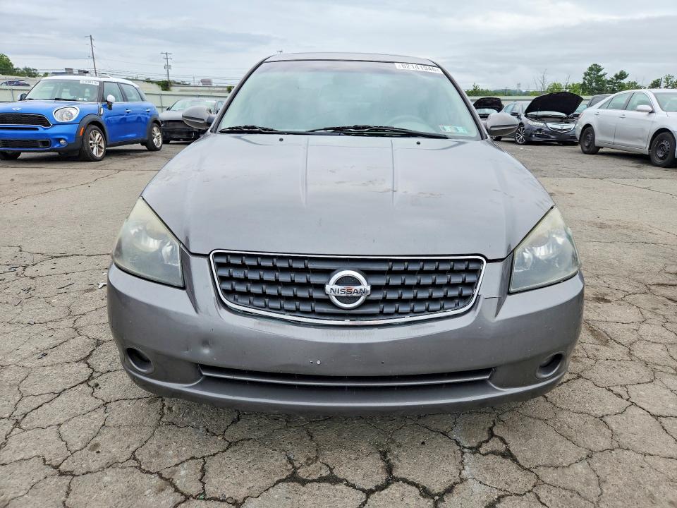 62141946 :رقم المزاد ، 1N4AL11D45C288734 vin ، 2005 Nissan Altima مزاد بيع