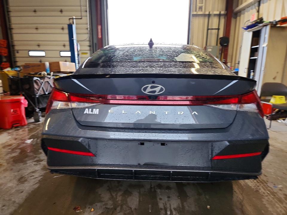 Продаж на аукціоні авто 2026 Hyundai Elantra, vin: KMHLM4DG9TU155512, номер лоту: 64634426