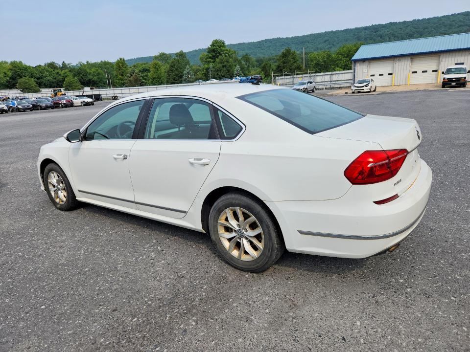 Aukcja sprzedaży 2016 Volkswagen Passat, vin: 1VWAT7A33GC056422, numer aukcji: 64424016