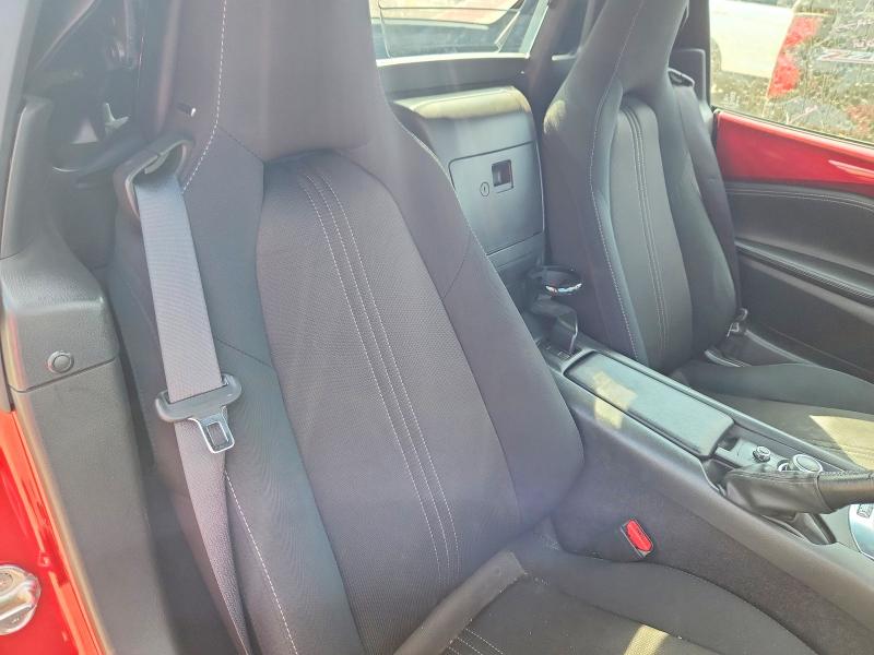 66554466 :رقم المزاد ، JM1NDAL74M0459837 vin ، 2021 Mazda Mx-5 Miata مزاد بيع