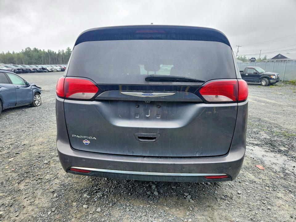64803186 :رقم المزاد ، 2C4RC1EG8JR148379 vin ، 2018 Chrysler Pacifica مزاد بيع