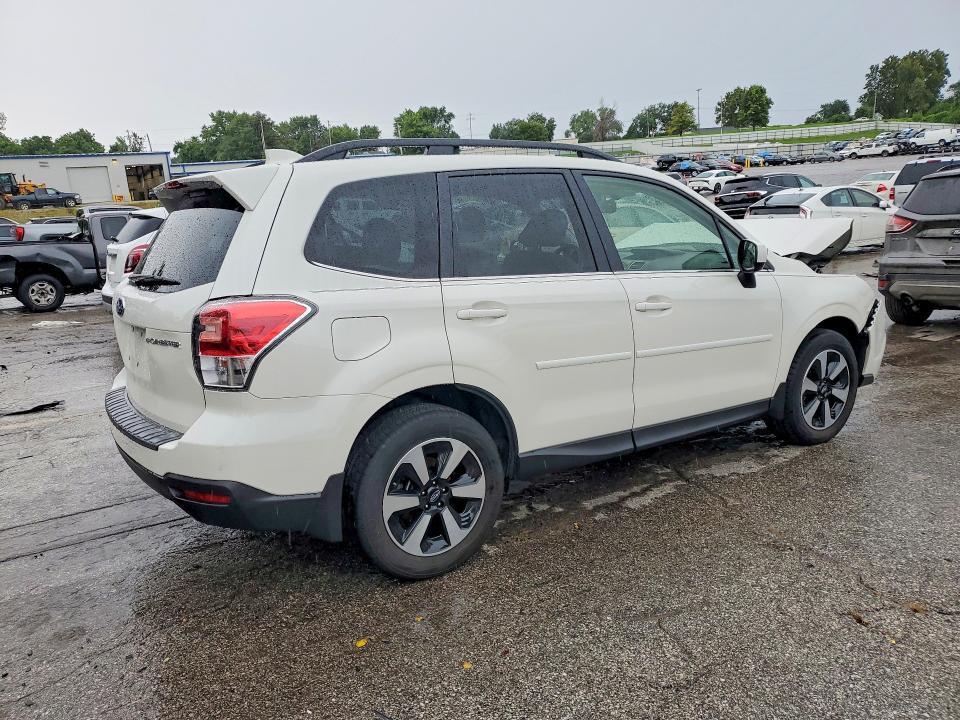 64045406 :رقم المزاد ، JF2SJALC5JH455299 vin ، 2018 Subaru Forester مزاد بيع