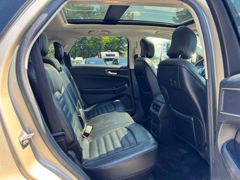 65337316 :رقم المزاد ، 2FMPK4J91HBC01084 vin ، 2017 Ford Edge مزاد بيع
