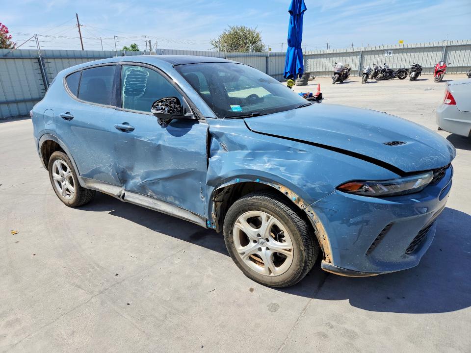 2023 Dodge Hornet მანქანა იყიდება აუქციონზე, vin: ZACNDFBN6P3A02580, აუქციონის ნომერი: 65809936