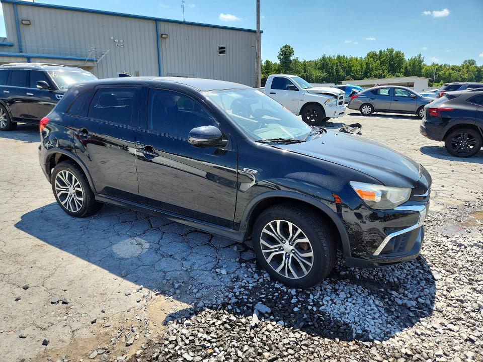 63240926 :رقم المزاد ، JA4AP3AU4JU019643 vin ، 2018 Mitsubishi Outlander Sport مزاد بيع