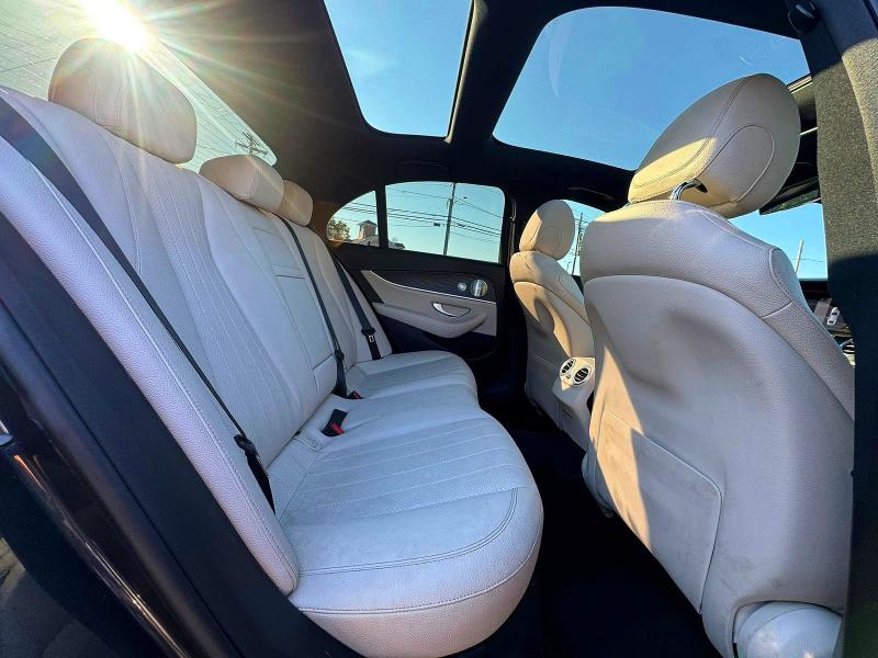 Продаж на аукціоні авто 2021 Mercedes-benz E, vin: W1KZF8DB0MA889632, номер лоту: 64506376
