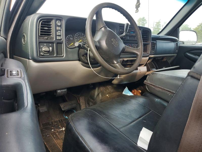 2000 Chevrolet Suburban მანქანა იყიდება აუქციონზე, vin: 3GNGK26U4YG170889, აუქციონის ნომერი: 65290966