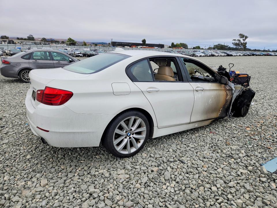 2011 Bmw 535 მანქანა იყიდება აუქციონზე, vin: WBAFR7C52BC606804, აუქციონის ნომერი: 66557606