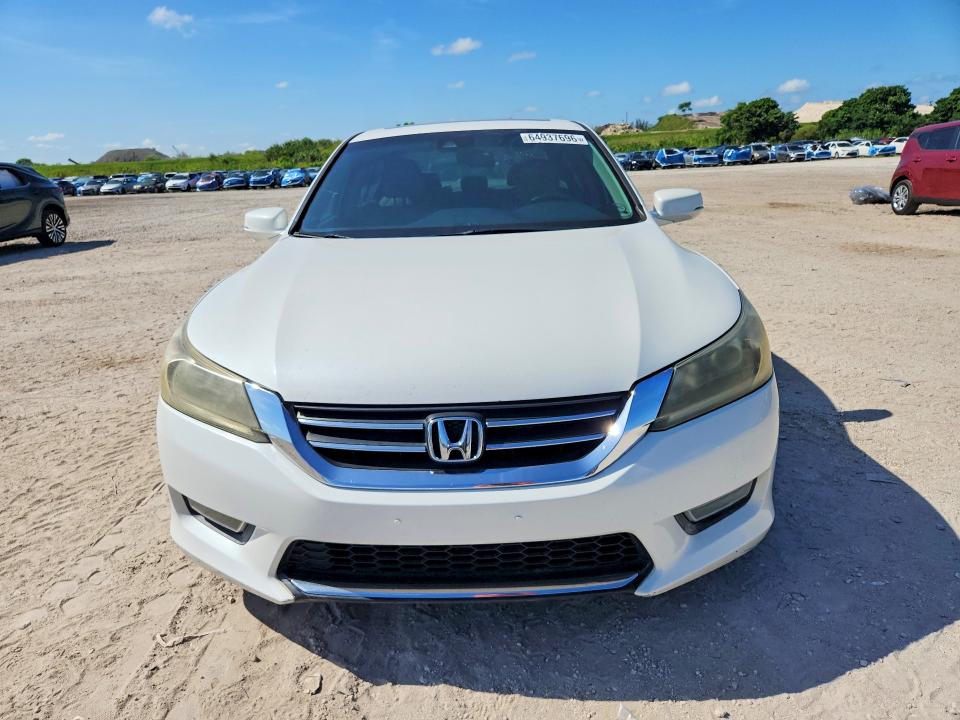2013 Honda Accord მანქანა იყიდება აუქციონზე, vin: 1HGCR2F83DA190888, აუქციონის ნომერი: 64937696