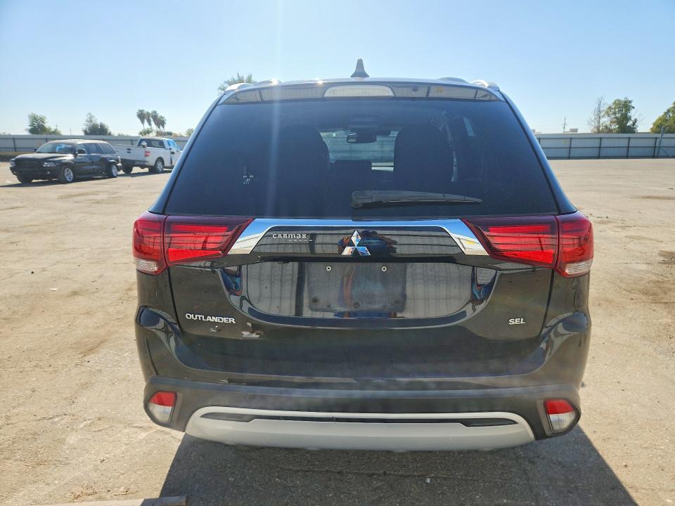 2020 Mitsubishi Outlander მანქანა იყიდება აუქციონზე, vin: JA4AD3A35LZ020662, აუქციონის ნომერი: 65565886