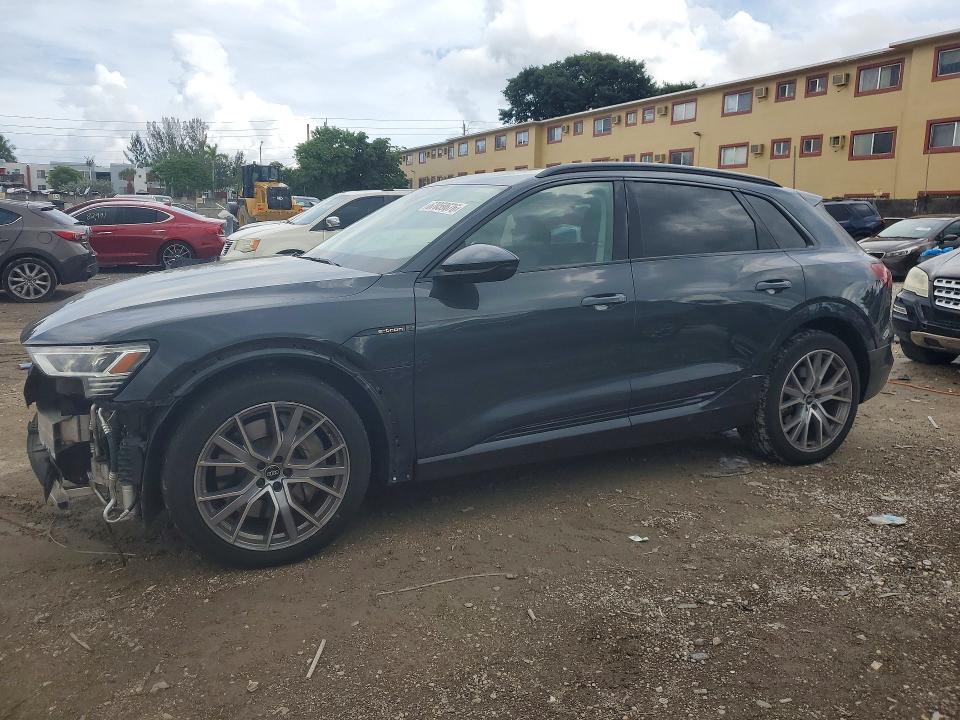 Продаж на аукціоні авто 2021 Audi E-tron, vin: WA1VAAGE8MB030376, номер лоту: 67059676