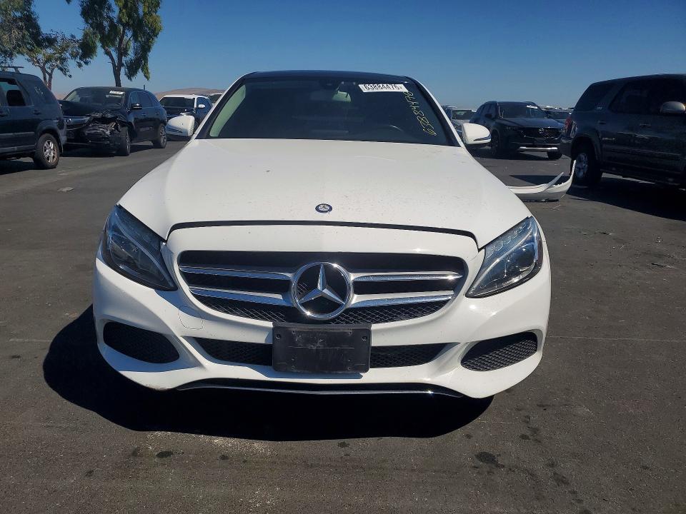 2016 Mercedes-benz C მანქანა იყიდება აუქციონზე, vin: 55SWF4JB7GU162735, აუქციონის ნომერი: 63884476