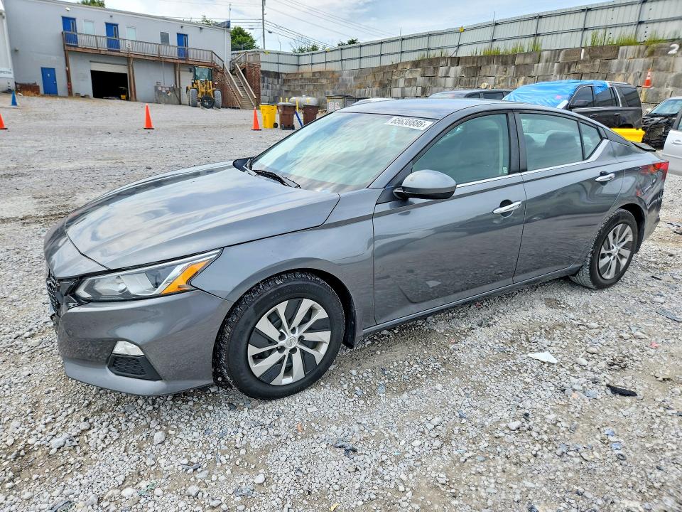 Auction sale of the 2019 Nissan Altima, vin: 1N4BL4BV8KC175765, lot number: 65638886
