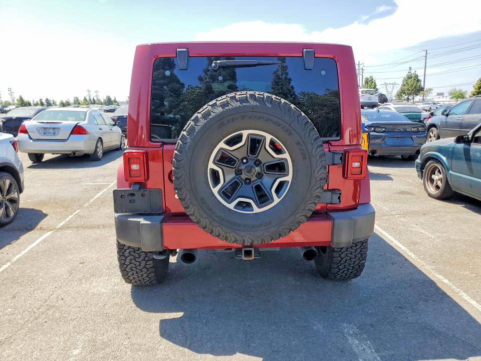64671326 :رقم المزاد ، 1C4BJWEG4CL256725 vin ، 2012 Jeep Wrangler Unlimited مزاد بيع