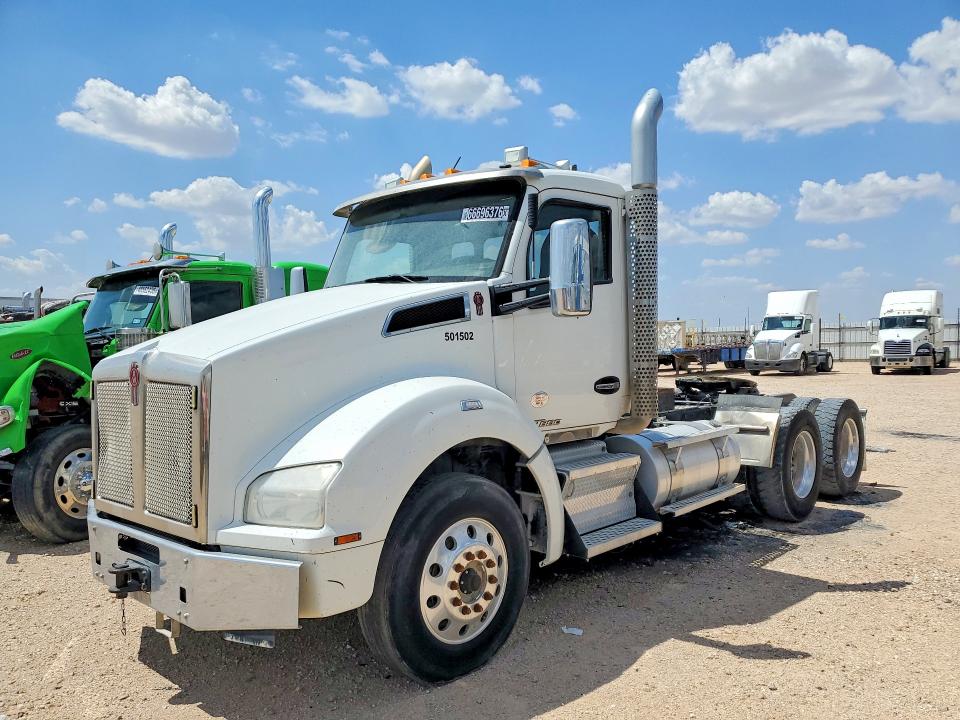 2020 Kenworth T880 მანქანა იყიდება აუქციონზე, vin: 1XKZD40X2LJ418711, აუქციონის ნომერი: 66696376