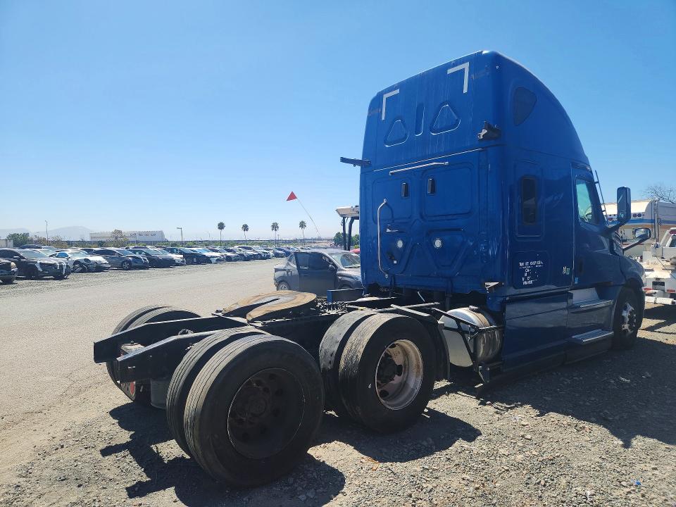 2022 Freightliner Cascadia 126 მანქანა იყიდება აუქციონზე, vin: 3AKJHHDR0NSMF6583, აუქციონის ნომერი: 65714926