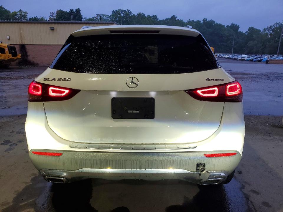 65872216 :رقم المزاد ، W1N4N4HB1MJ188326 vin ، 2021 Mercedes-benz Gla مزاد بيع