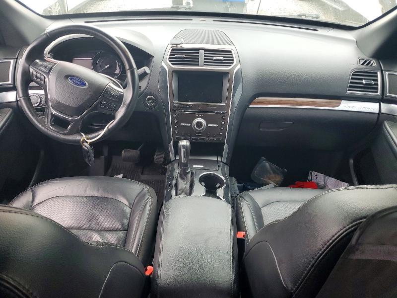 64763806 :رقم المزاد ، 1FM5K8F82HGD72675 vin ، 2017 Ford Explorer مزاد بيع