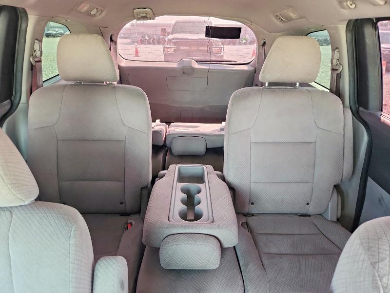 65843546 :رقم المزاد ، 5FNRL5H46FB037180 vin ، 2015 Honda Odyssey مزاد بيع