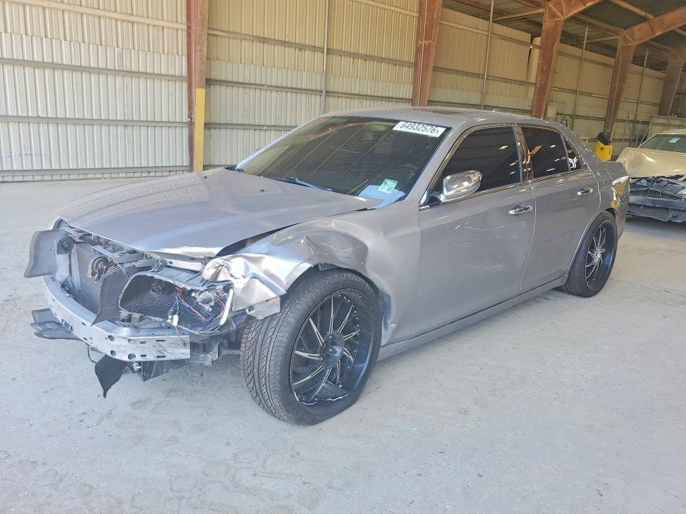 Auction sale of the 2017 Chrysler 300c, vin: 2C3CCAEG9HH570297, lot number: 64932576