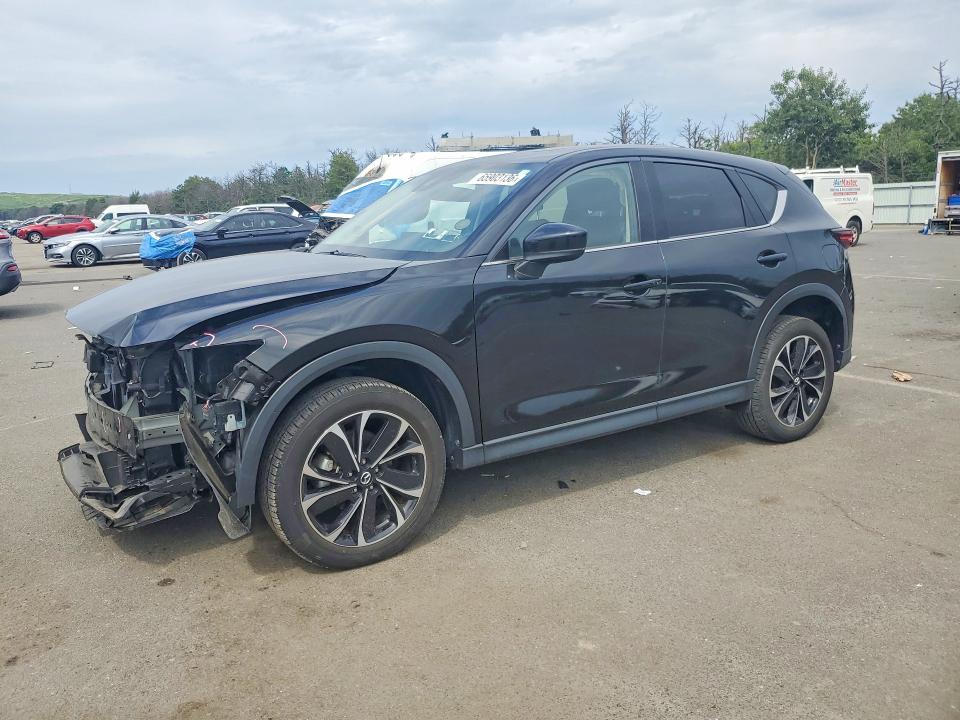 65903136 :رقم المزاد ، JM3KFBDM8N0636647 vin ، 2022 Mazda Cx-5 مزاد بيع