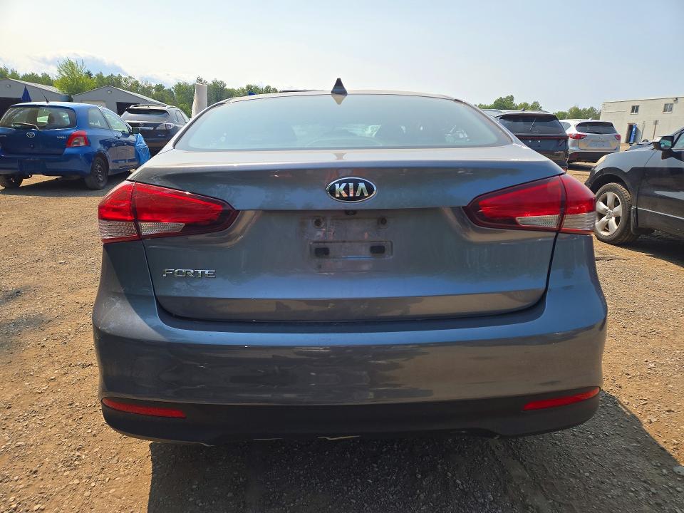 2018 Kia Forte მანქანა იყიდება აუქციონზე, vin: 3KPFL4A7XJE191519, აუქციონის ნომერი: 64380226