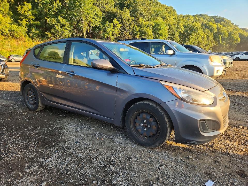 Продажа на аукционе авто 2017 Hyundai Accent, vin: KMHCT5AE7HU320069, номер лота: 63370666