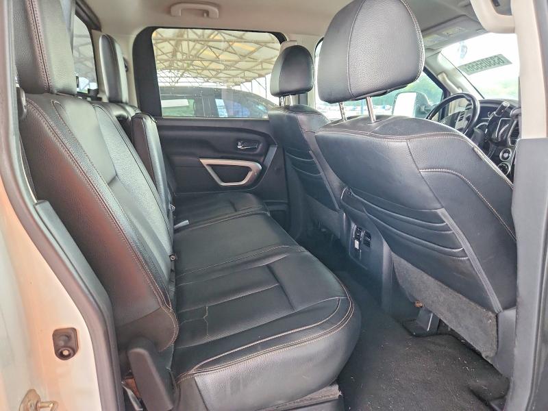 Продаж на аукціоні авто 2018 Nissan Titan Xd, vin: 1N6BA1F42JN524189, номер лоту: 63305556