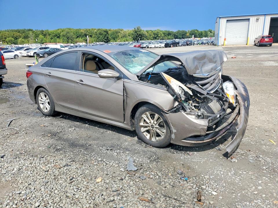 2014 Hyundai Sonata მანქანა იყიდება აუქციონზე, vin: 5NPEB4AC0EH936372, აუქციონის ნომერი: 65095316