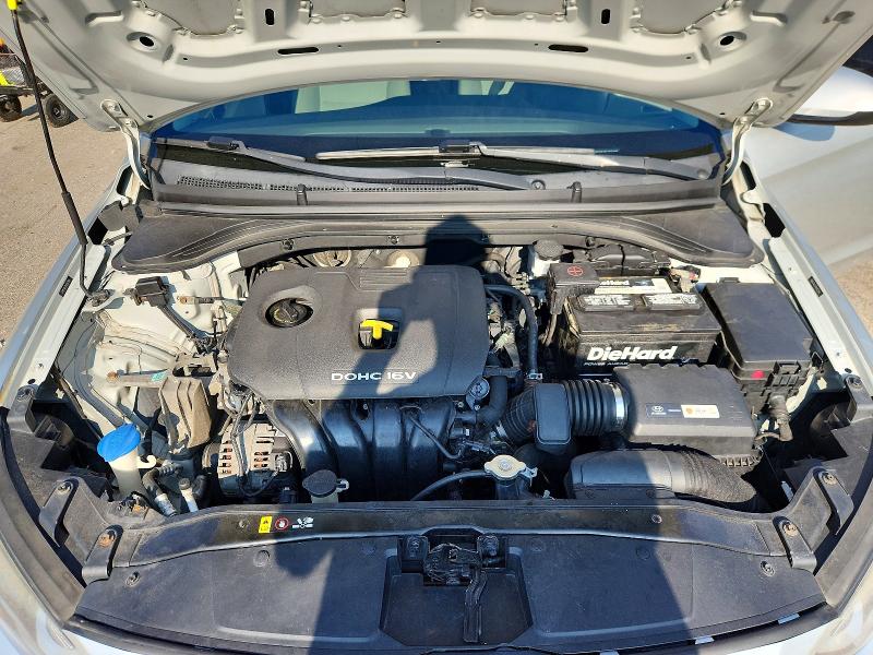 65507136 :رقم المزاد ، 5NPD74LF7HH102544 vin ، 2017 Hyundai Elantra مزاد بيع