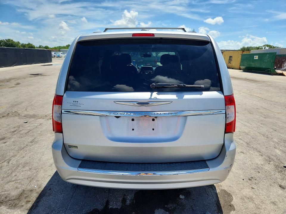 64044726 :رقم المزاد ، 2C4RC1BG9CR375409 vin ، 2012 Chrysler Town & Country مزاد بيع